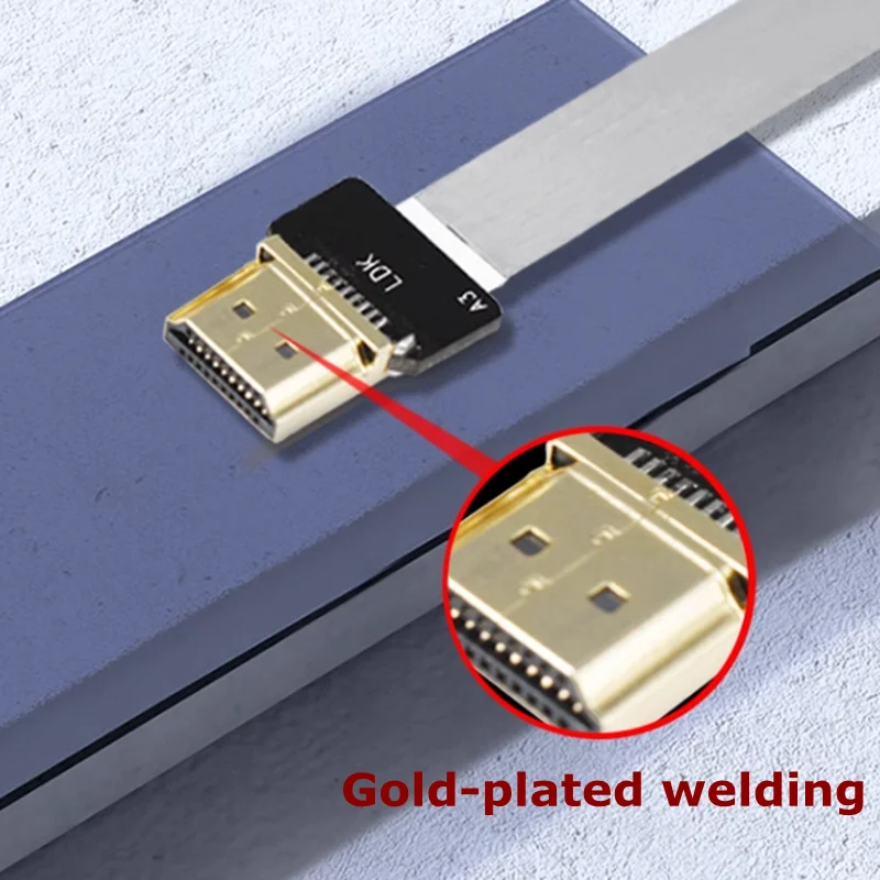 Ensemble de câbles USB pour drone de 10 couleurs différentes, roulés en cercle sur fond blanc.