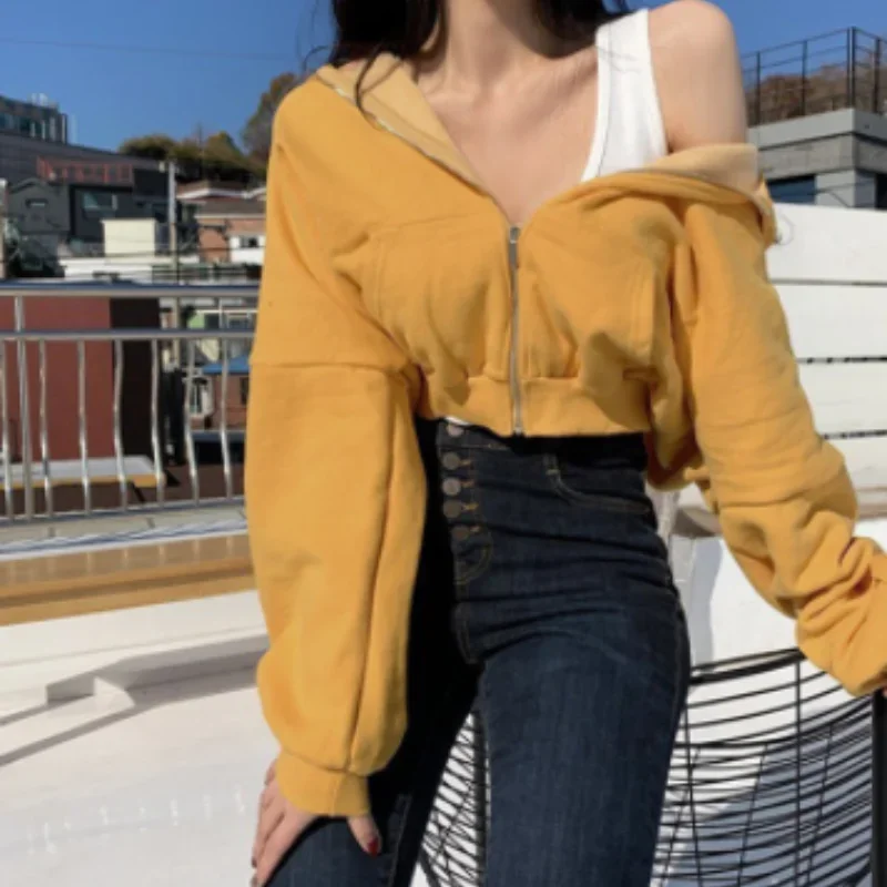 Женская однотонная толстовка на молнии с карманами