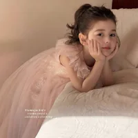 Robe de princesse scintillante Xiaofei à manches courtes pour filles, collection été 2026, idéale pour anniversaires, banquets et spectacles de piano 4