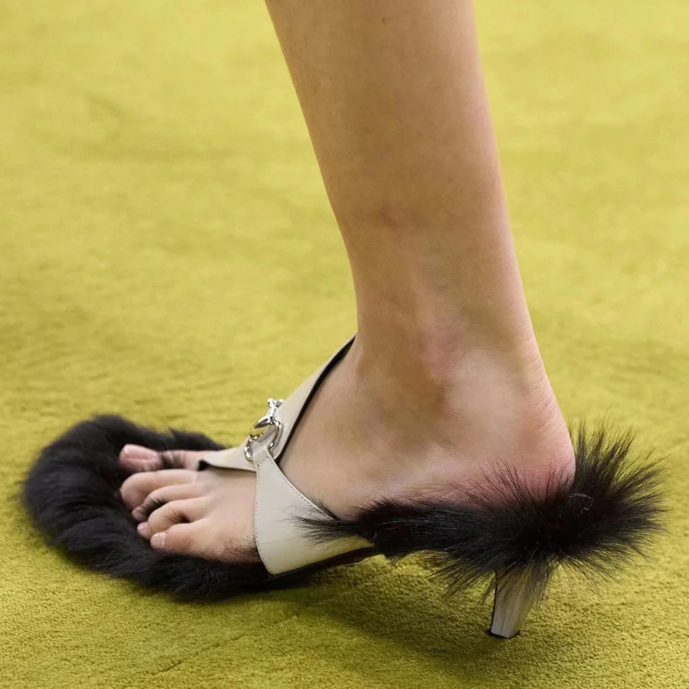 

2023 Summer New Flip Flops With Toes Women's High Tapered Heel Round Toe Fashion Real Fur Slippers Catwalk shows