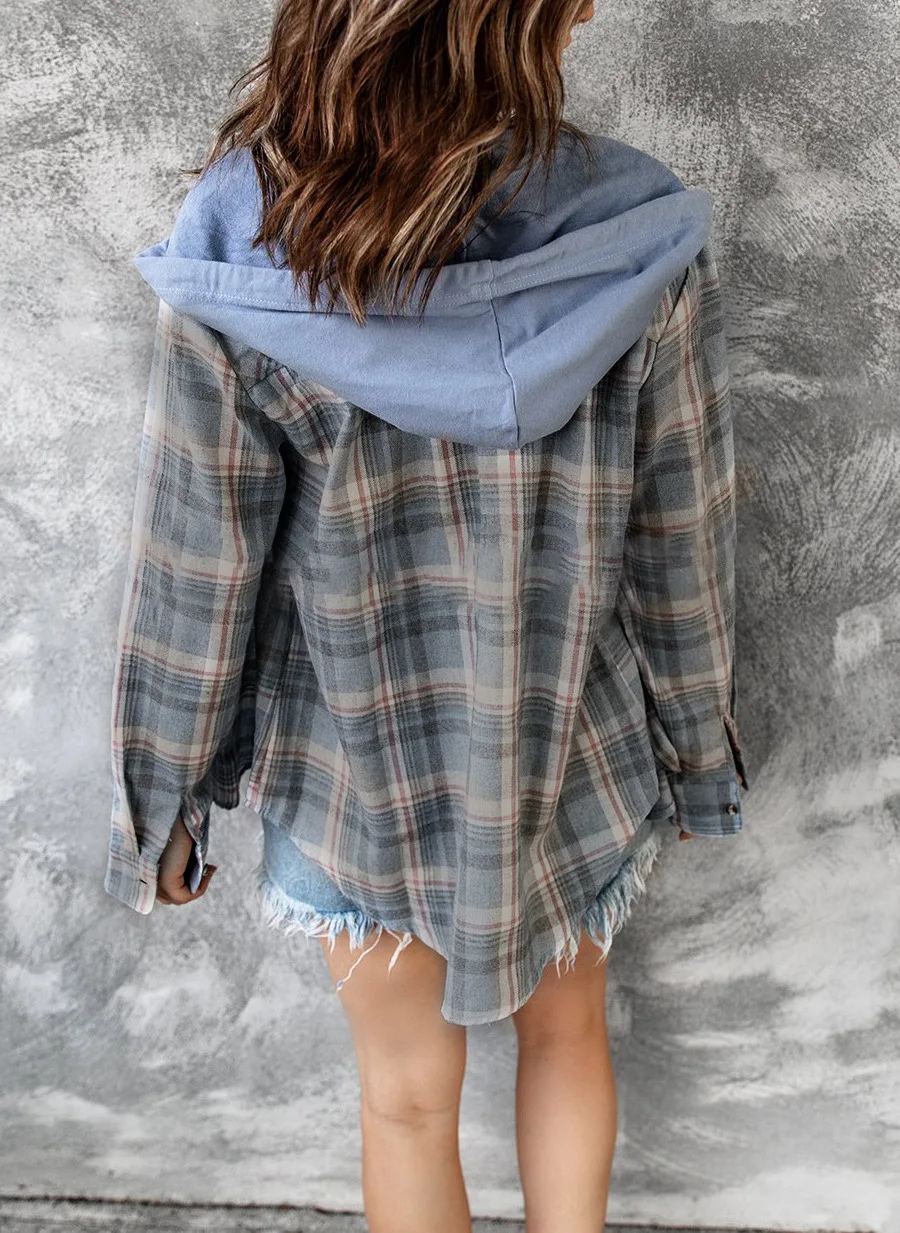 Рисунок 2 - Модная клетчатая женская рубашка