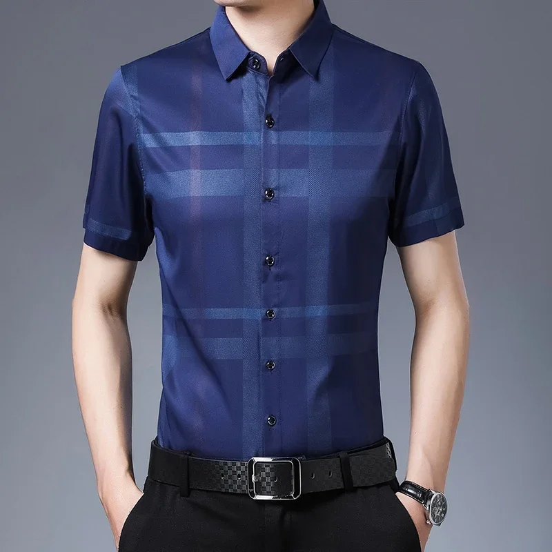 New Men's Business Casual Short Sleeved Printed Shirt with Wrinkle Resistance No Ironing Comfortable All Season Versatile Top 3