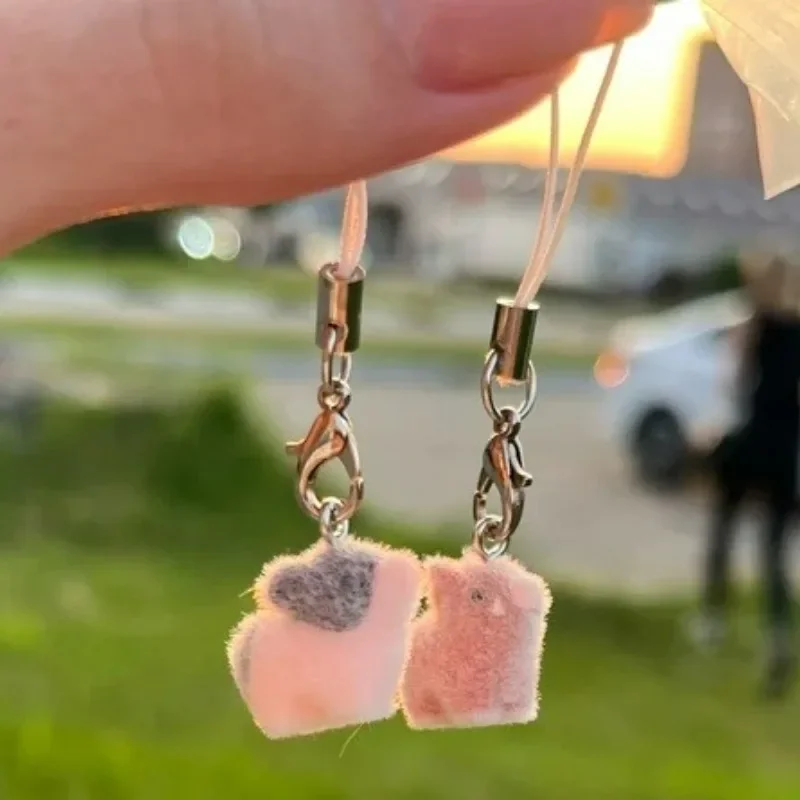 3pcs Cute Mini 3D Pig Keychains Resin Flocking Lovely Boar Animal Pet Pendant Key Chain Bag Earphone Case Phone Lanyard Keyring