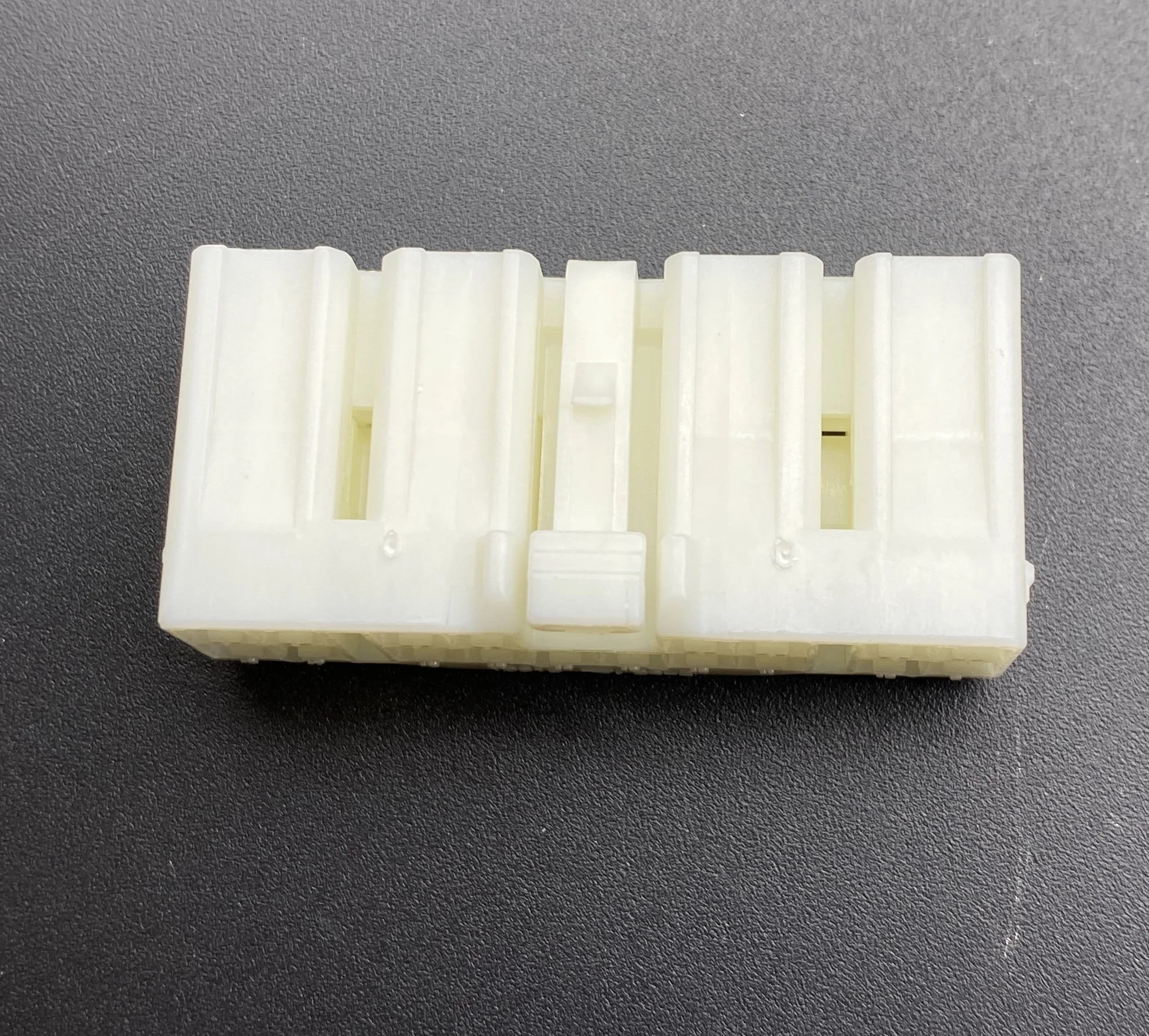 

for Toyota Lexus new 90980-10848 16PIN car power amplifier host plug connector