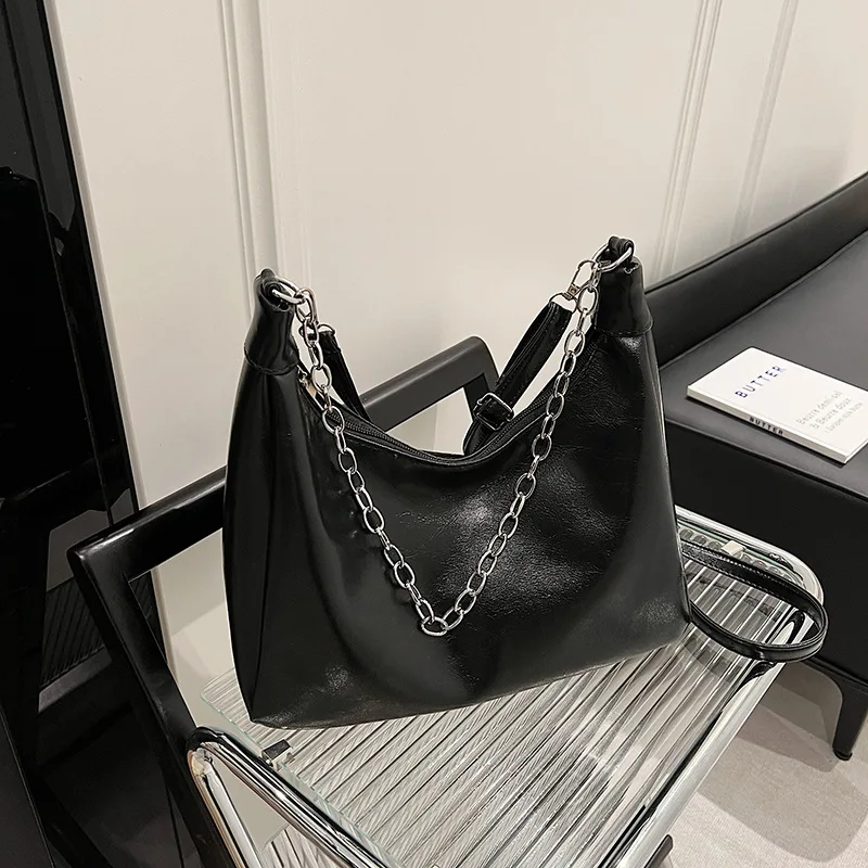 Retro Large Capacity Chain Bag 2024 New Fashion Soft Leather Shoulder Bag Simple Temperament for Women's Crossbody Bag