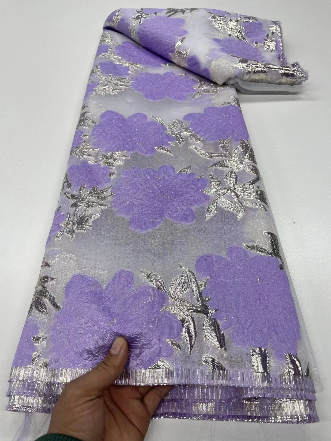 

Purple Brocade Jacquard Fabric African Floral Gilding Lace Damask Material Nigerian Flower Cloth Brocard Tissu 5 yard RC21