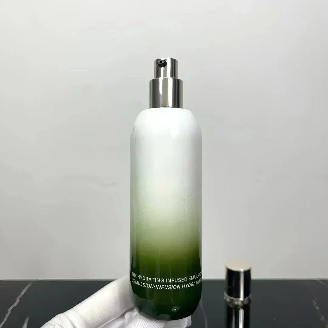 Description Picture 2 of itemMakeup The Lotion Infusion Hydratante 125ml bm004