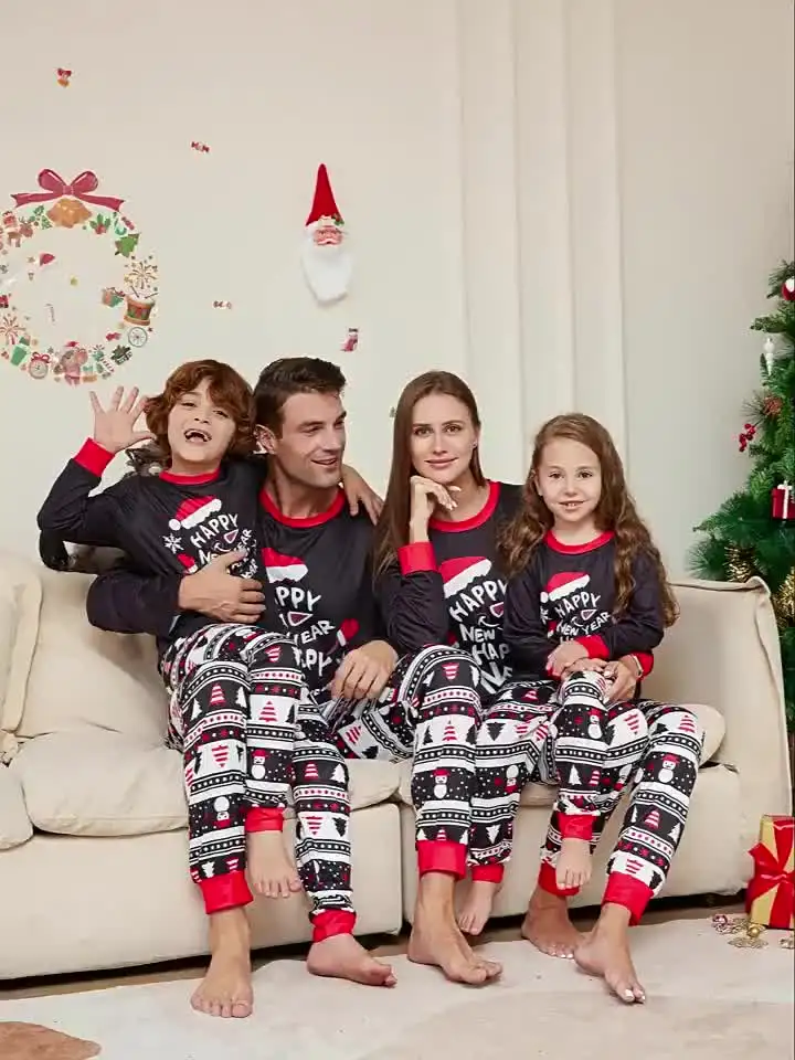 Pyjama De Noël Familial En Satin – Ensemble Assorti Pour Papa, Maman Et Enfants – Manches Longues - 4