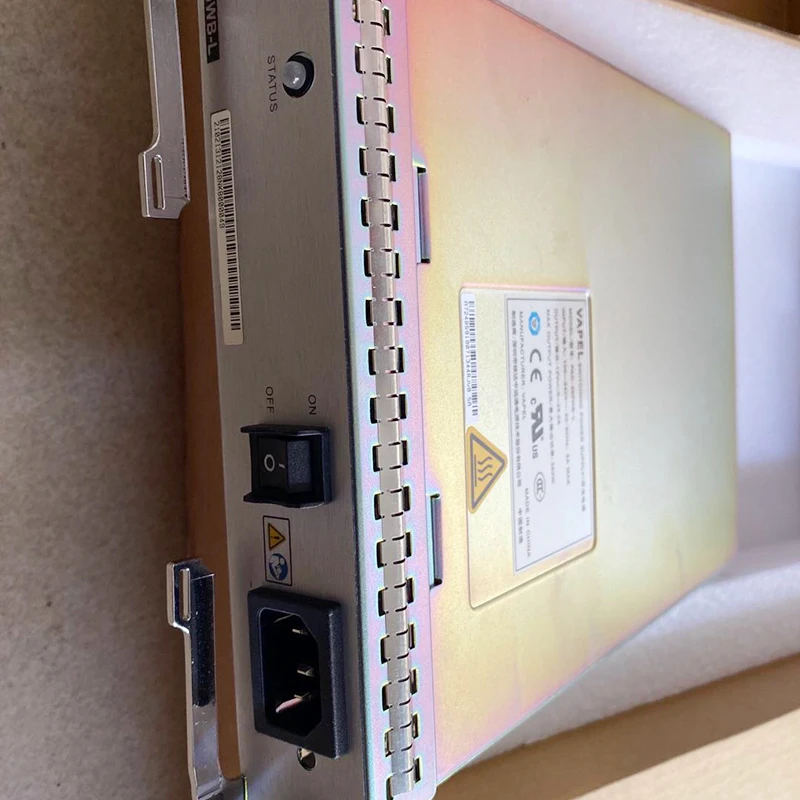 

Модуль питания переменного тока 350 Вт для Huawei AR2240 AR3200