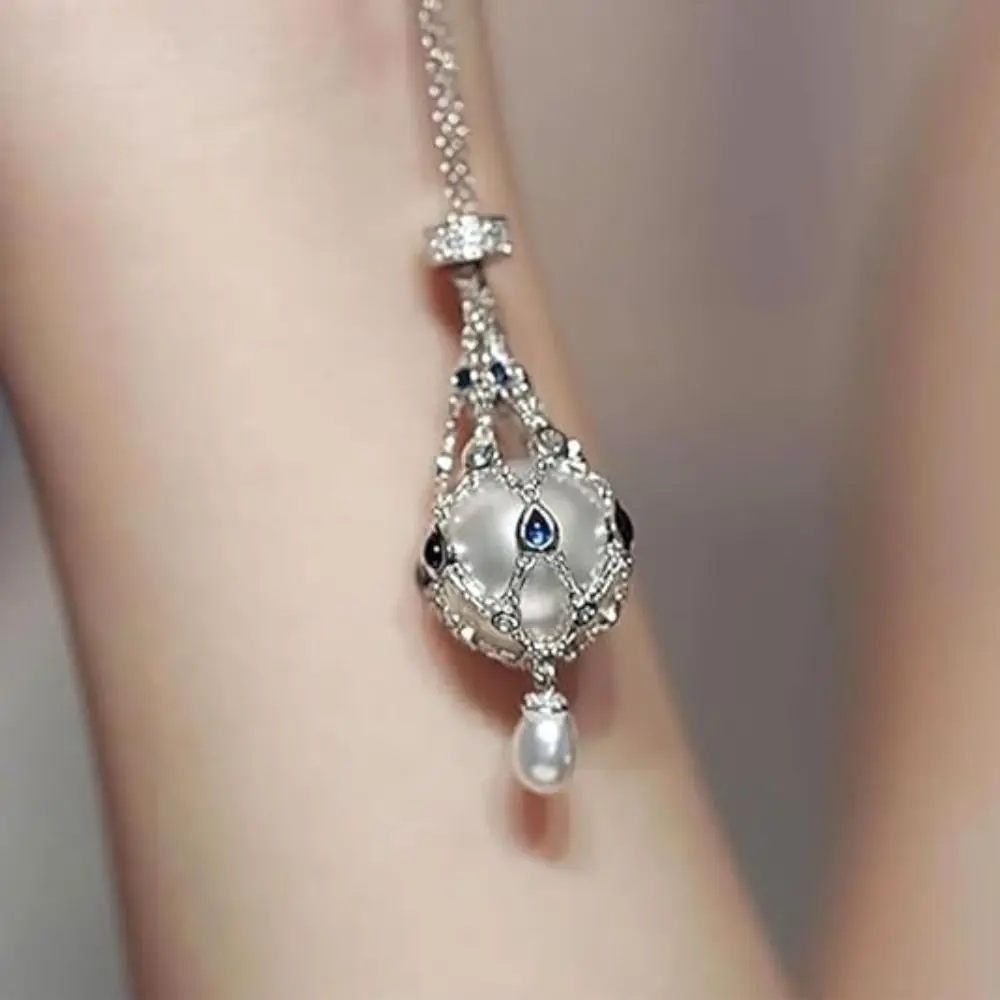 Metal Pearl Gemstone Lavalier Necklace for Women