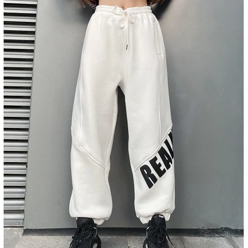 Рисунок 4 - Женские весенне-осенние новые модные