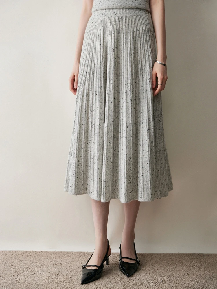 Chic Cashmere Skirt - Lifestyle 19