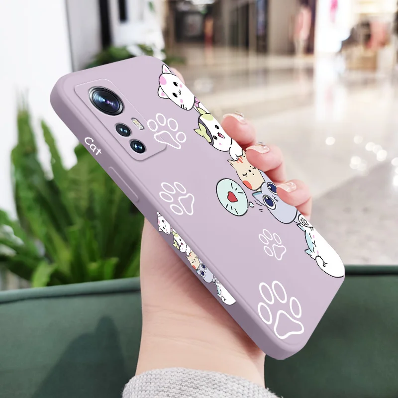 Adorable Stacking Cats Liquid Silicone Phone Case