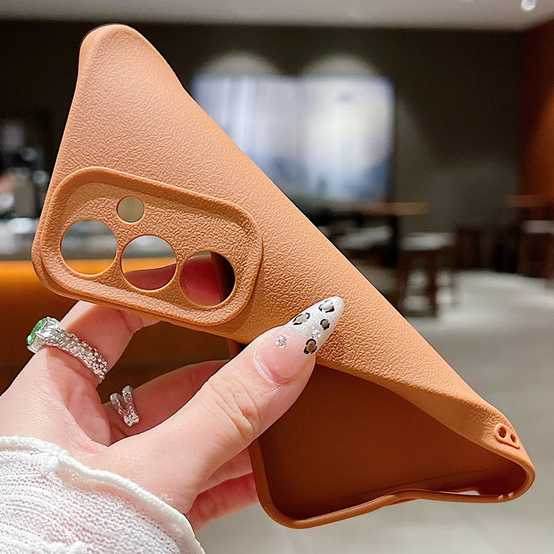 Universal Protective Smartphone Case with Enhanced Durability and Sleek Design