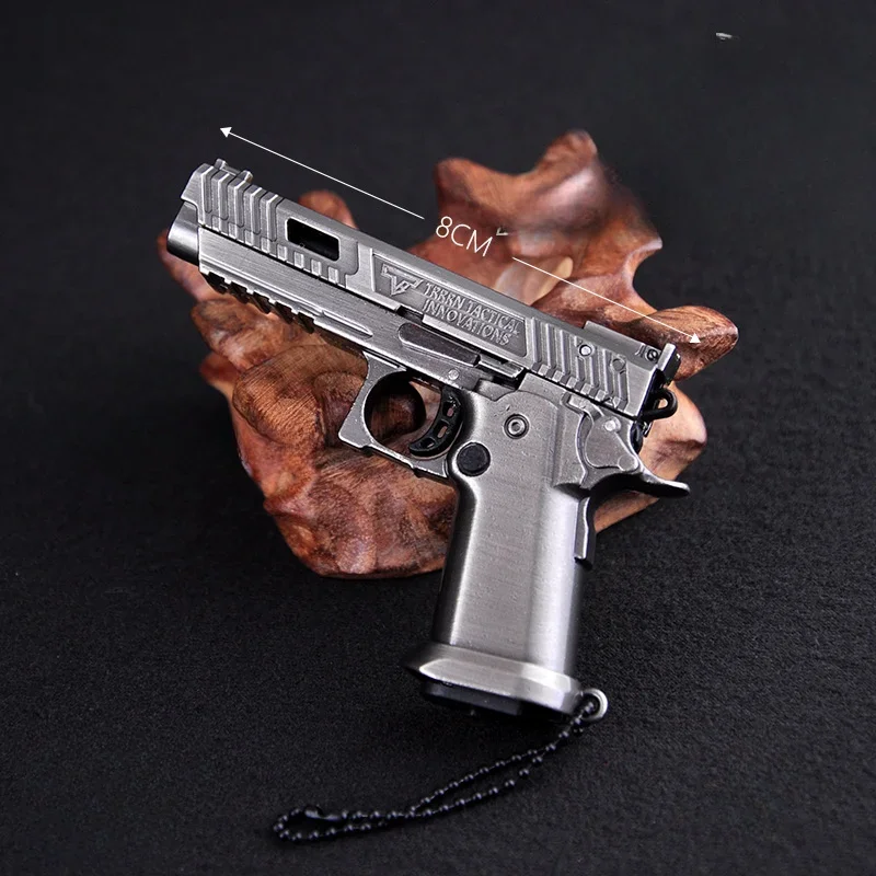 Mini 1:3 Alloy TTI G34 Pistol Model Keychain Detachable Fake Gun Collection Bag Pendants Fidget Toy Party Gift for Adult Boy 3