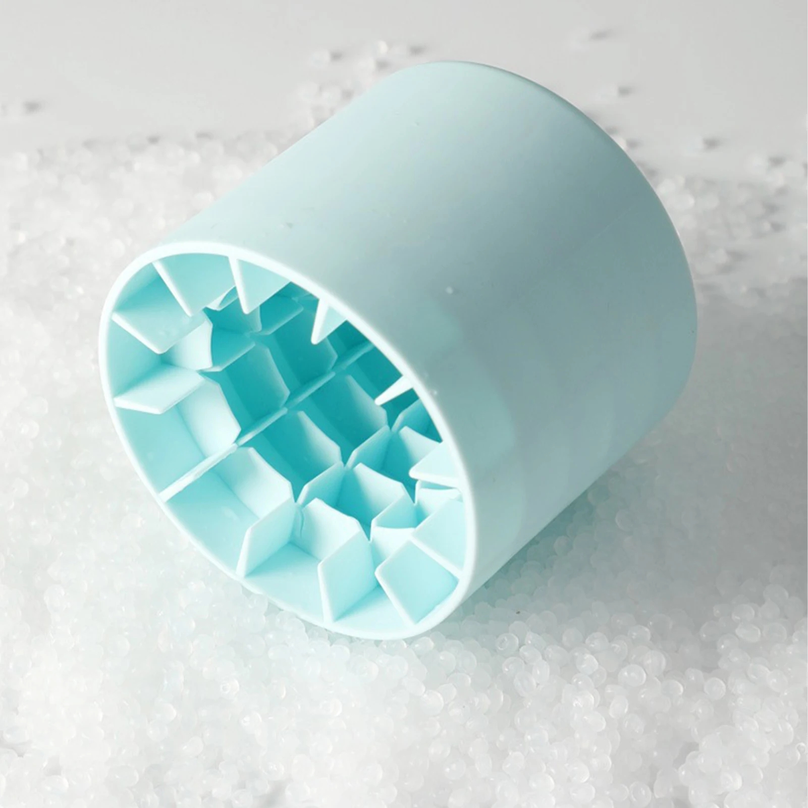 Food-grade Silicone 2 In 1 Ice Maker Ice Cube Maker Cup for Freezer Mold Summer Bucket for Whiskey Bourbon Wine Beer