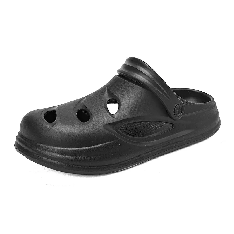 Men's Shoes Cut-out Fashion Bread Shoes Summer Casual Beach Sandals Outdoor Soft Men's Flip Flops Light Bathroom Slippers