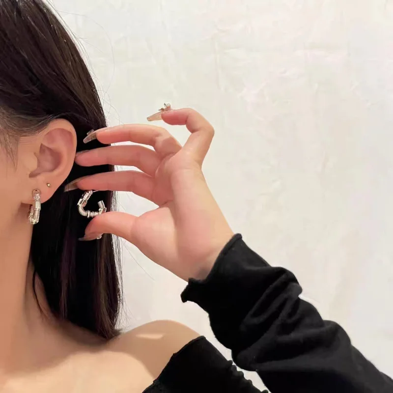 

New Exaggerated Fashion Simple Smooth Large Circle Earrings Punk Nightclub European and American Style Women's Jewelry