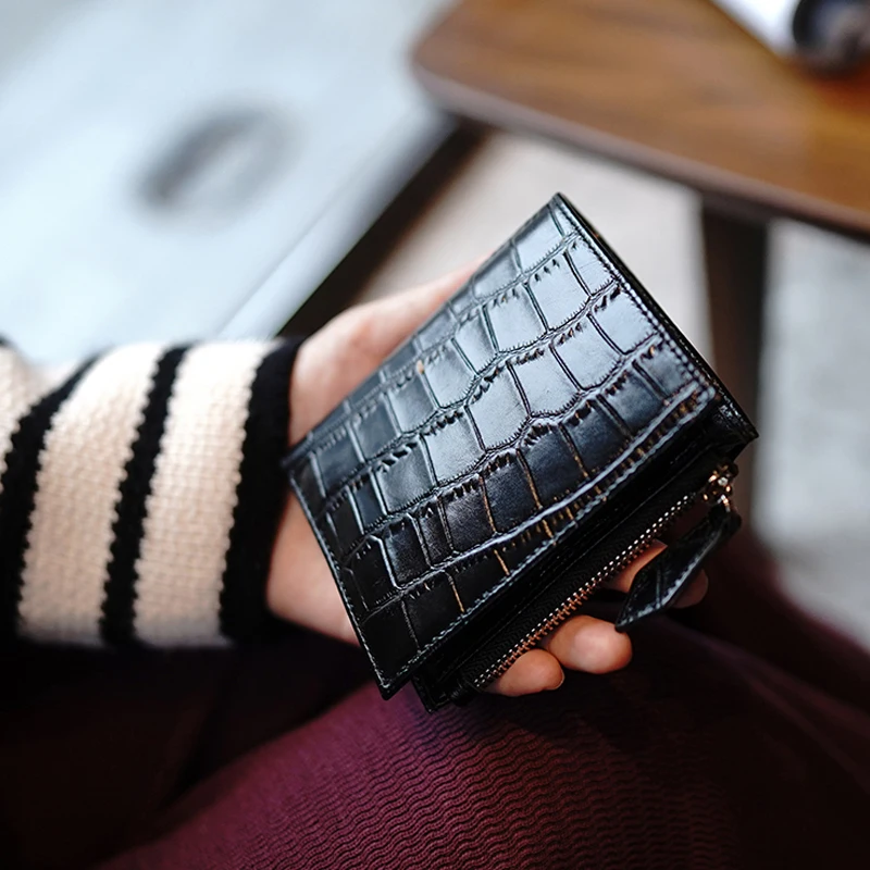 Crocodile Grain Leather Beige Short Wallet Cowhide Buckle Simple Zipper Wallet Wallet Money Holder I Clip Original Luxury Euro