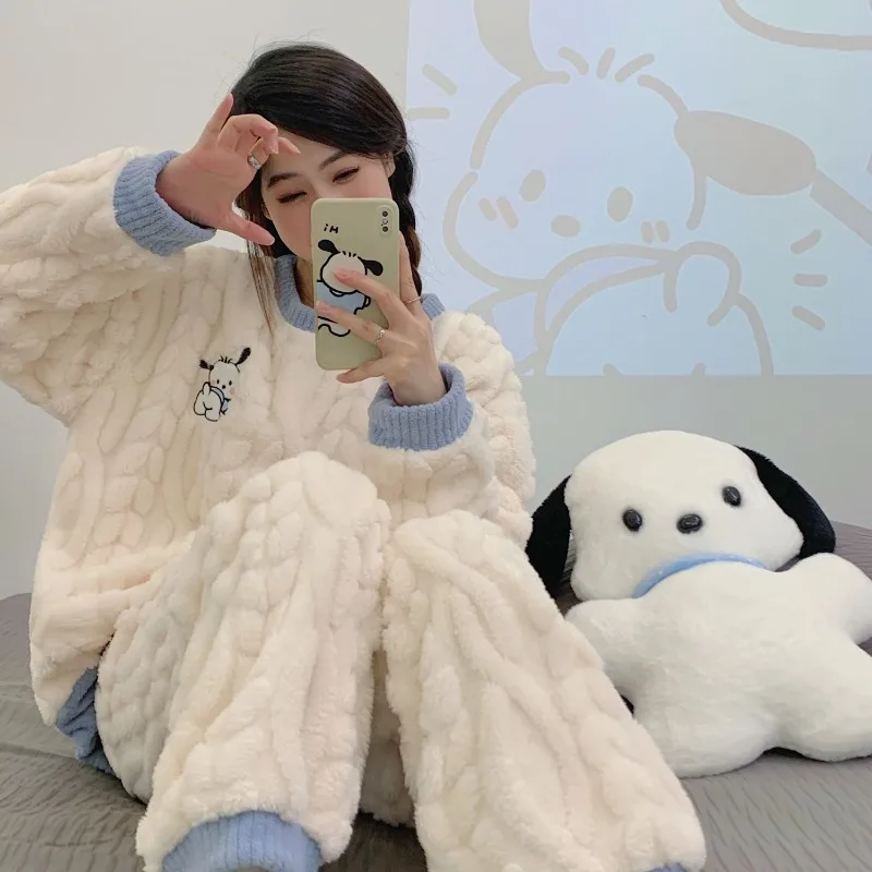 

Kawaii Sanrio Anime Pochacco Dacron Pajamas Cute Cartoon Thickening Loose Coral Velvet Lovely Home Clothing Set Gifts for Girls