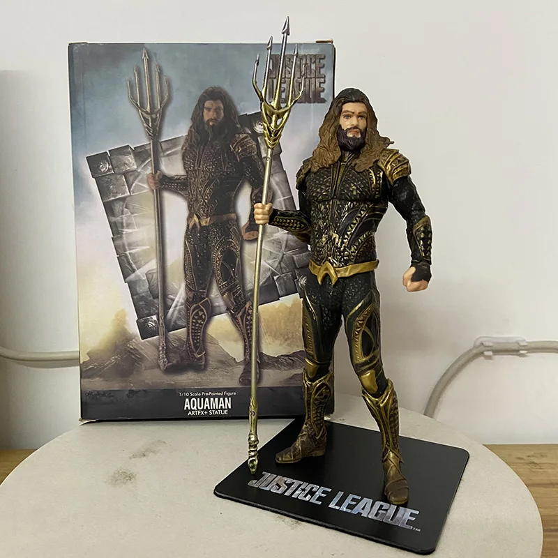 thumbnail image 1 of Figura de acción ARTFX Aquaman Flash Cyborg Wonder Woman Marvel Bruce Wayne Batman Figura coleccionable Modelo Juguetes Regalos para novios, 1 of 4