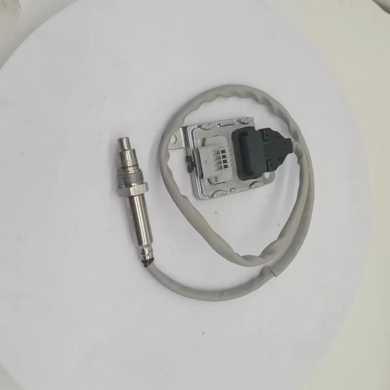 High quality New 9821121180 Nitrogen Nox Sensor For Citroen C3 C4 C5 DS3 DS4 DS5 Berlingo Peugeot 208 301 308 508 2008 3008 5008