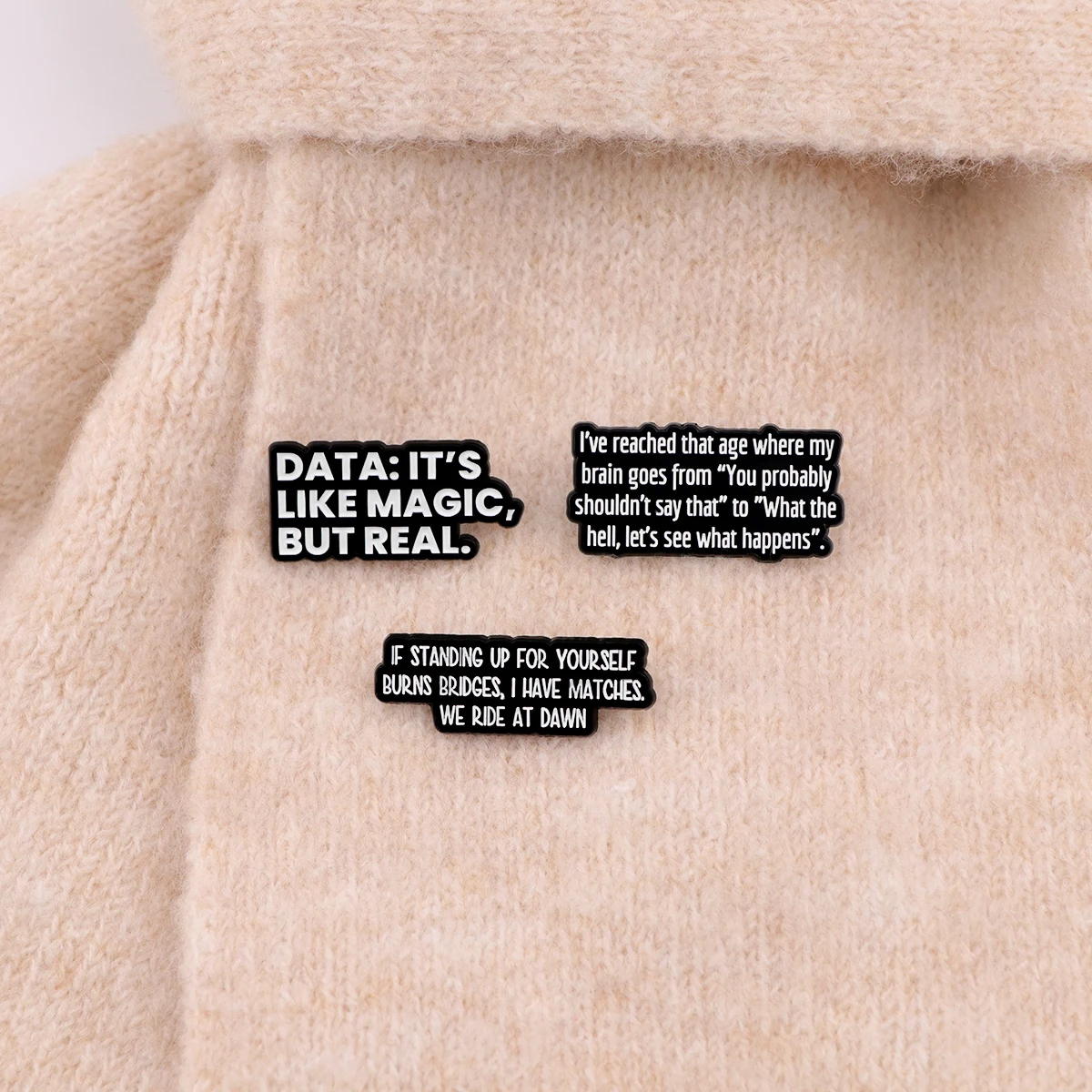Liebe Form Zitate Emaillierte Broschen Rucksack Revers Abzeichen Für Kleidung Mode Schmuck Zubehör Freunde Geschenke – Detail 6