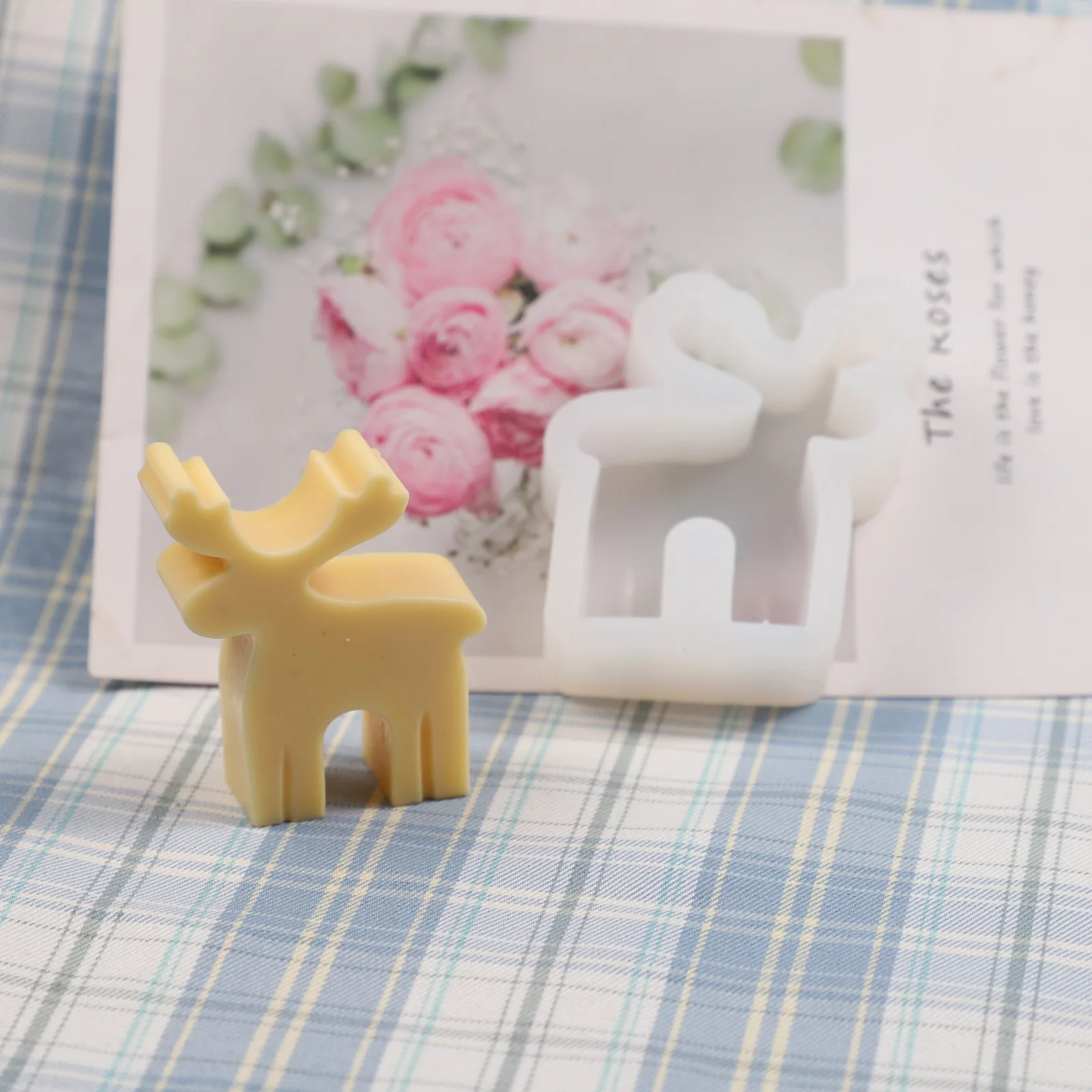 Silicone Christmas Candle Molds for DIY Aromatherapy Soap