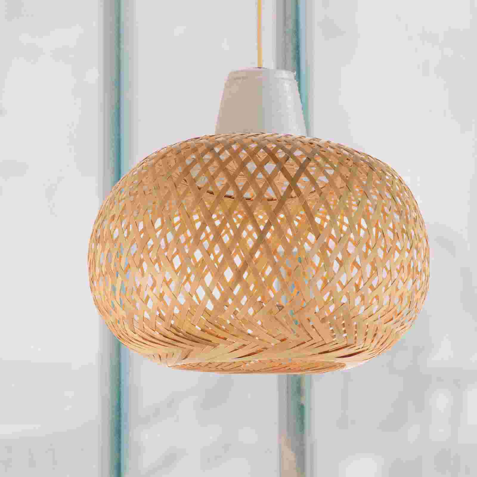 

Лампа-корзина из ротанга для люстры