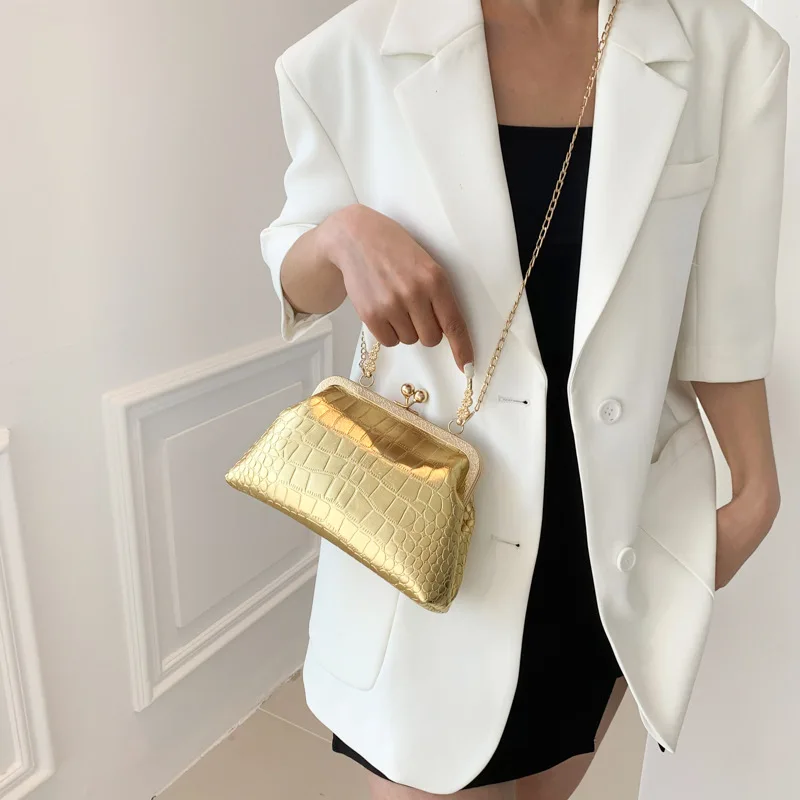 Women's Crossbody Bag Shoulder Handbag Y2k Female New French Retro Style Fashion Dinner Chain Shell Clutche Dermatoglyph Party