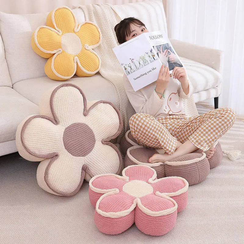 Pillow Flower Pillow Floor Cushion Soft Durable Stylish Decorative Throw Pillow for Aesthetic Home Décor Flower Cushion INS