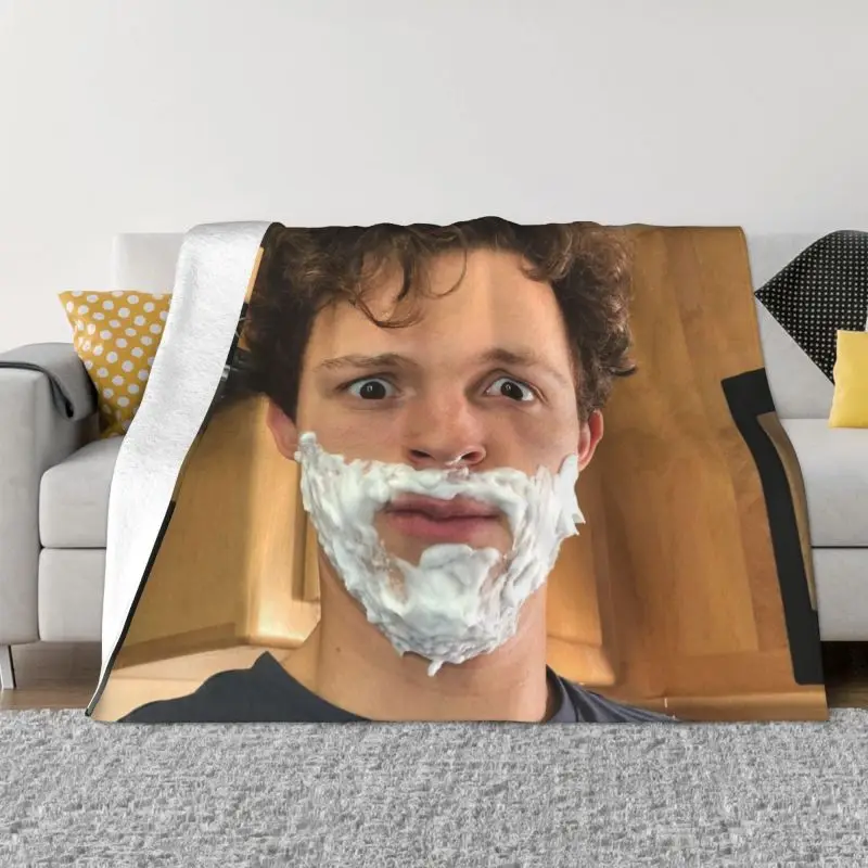 

Funny Tom Holland Blanket Soft Fleece Autumn Warm Flannel Throw Blankets for Sofa Travel Bedroom Quilt