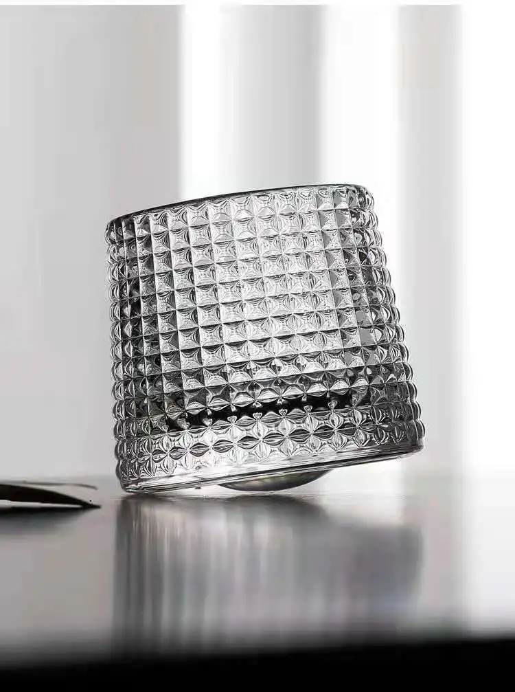 Demi-Verre à Vin Insolite : Cadeau Original & Gadget Unique