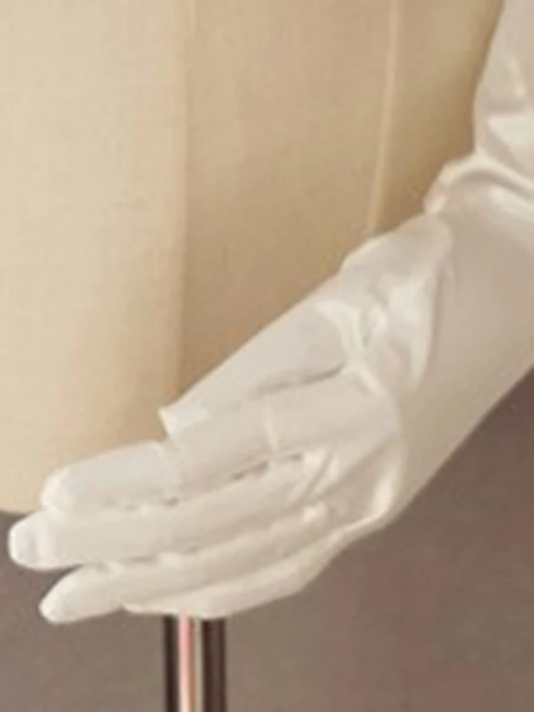 Рисунок 6 - Женские Длинные атласные перчатки DEAT