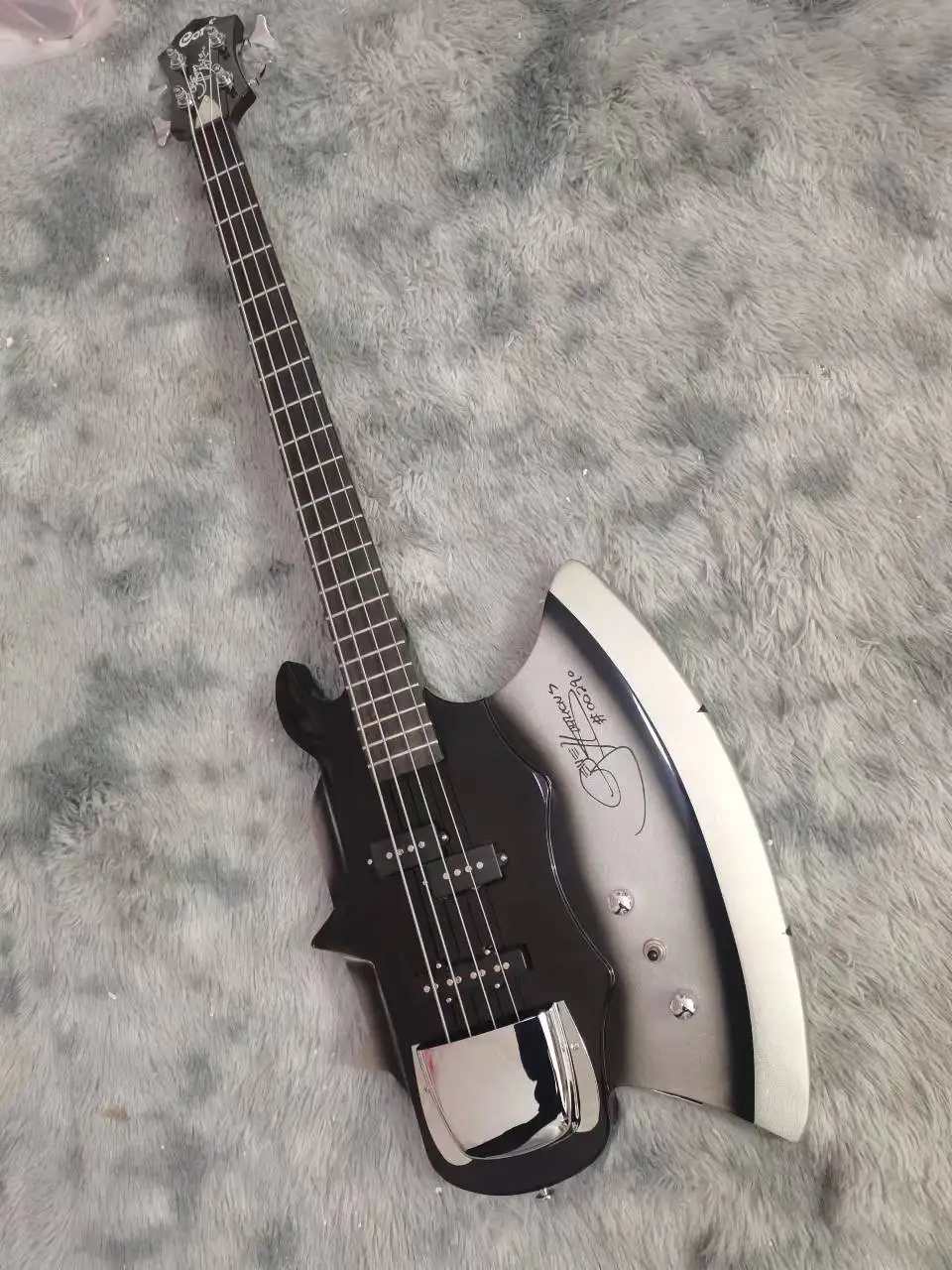 Axe 2024 bass guitar