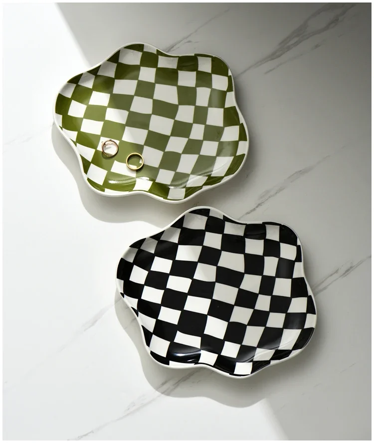 Description Picture 3 of itemNordic Ceramic Tray Creative Black White Checkerboard Jewelry Storage Trays Decorative Dessert Dishes Plate Home Decoration