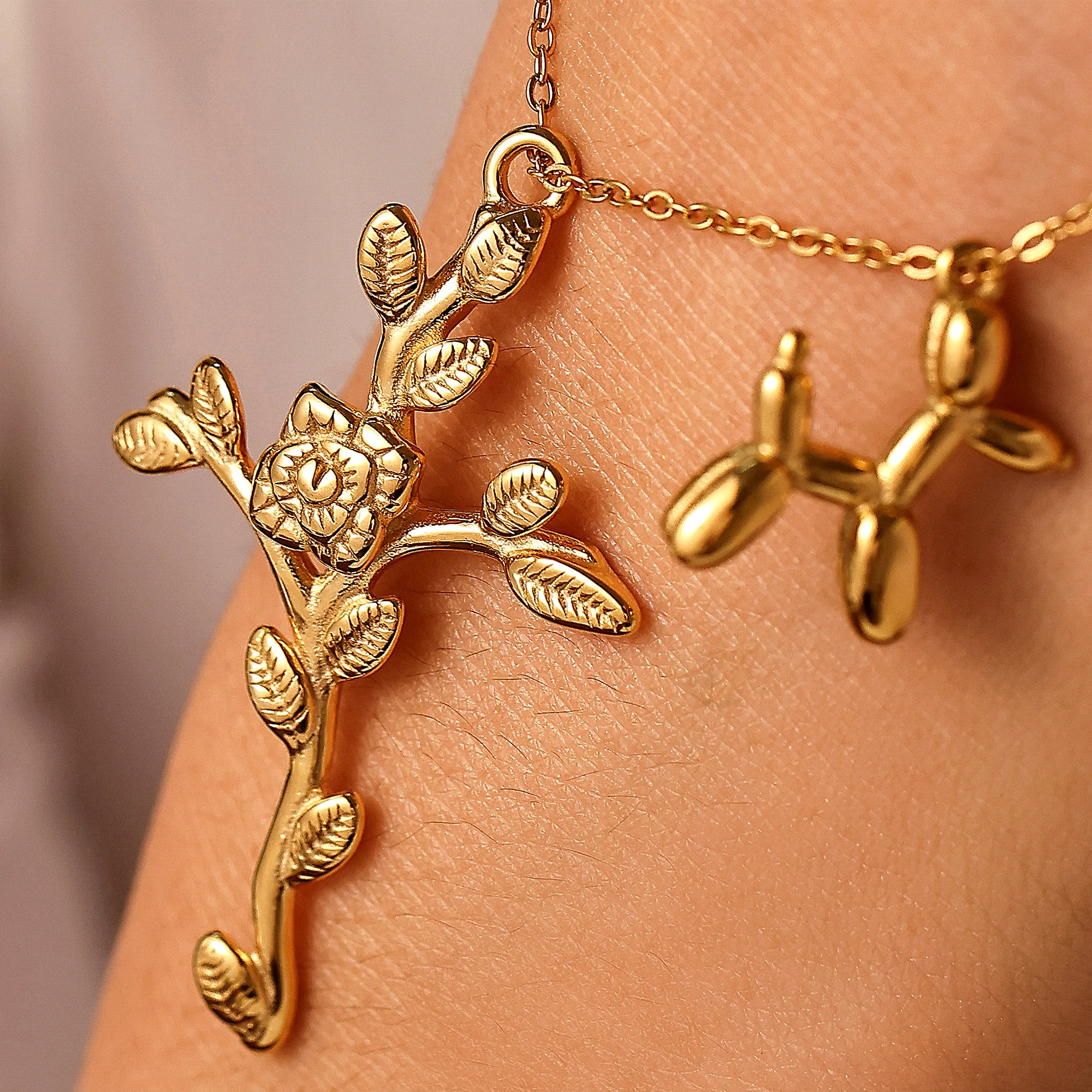 Pendentif Porte-clés En Or 18 Carats – Design Minimaliste, Fait Main – Collier Ou Clés