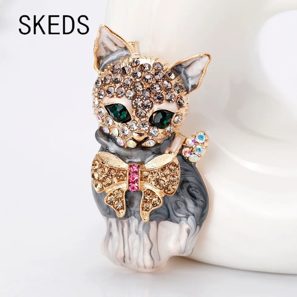 CAK33 フクロウモチーフ K18 ピンズ から アコヤ真珠 ダイヤモンド 艶消し
