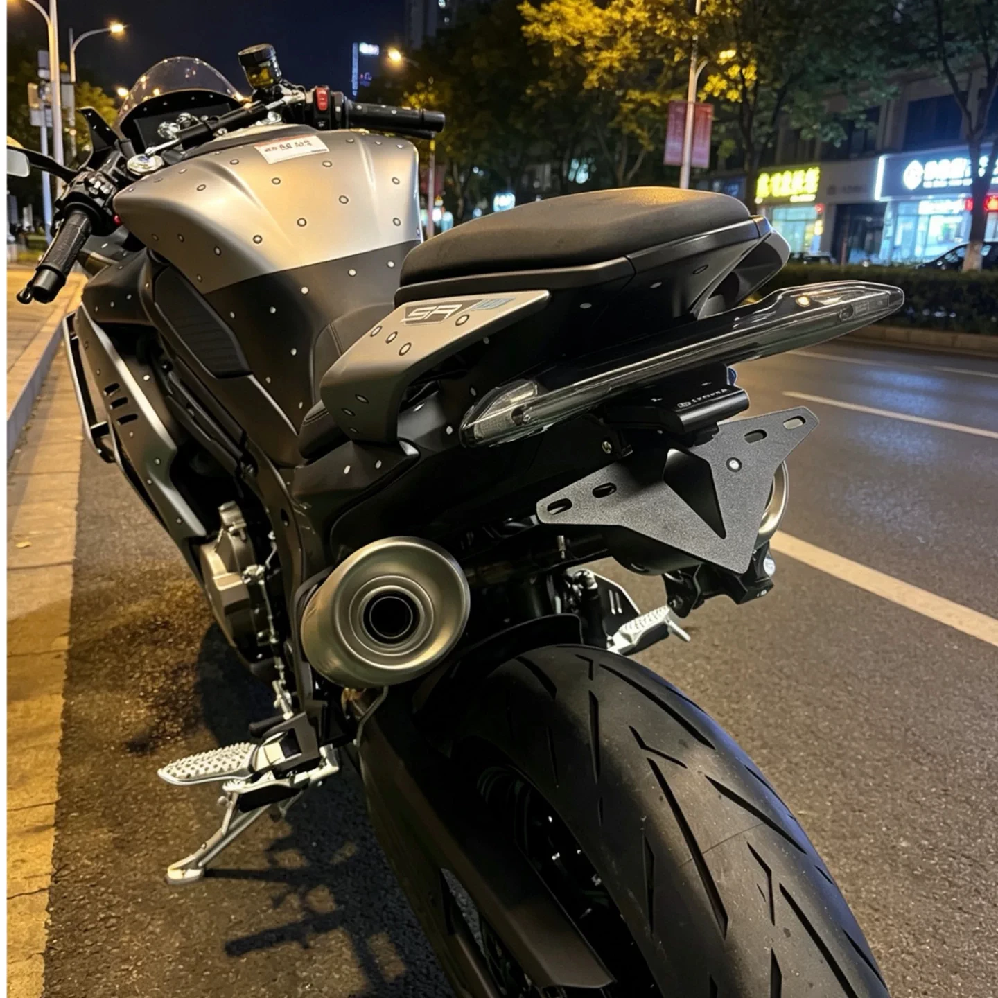Cfmoto500sr 675Ss 675Sr-R 675Nk 수정형 숏테일 번호판 홀더는 전체 중 가장 짧은 번호판 홀더입니다.