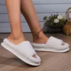 New Fashion White Fluffy Slippers Women 2025 Winter Warm Thick Sole Home Cotton Shoes Woman Open Toe Faux Fur Platform Slippers 3