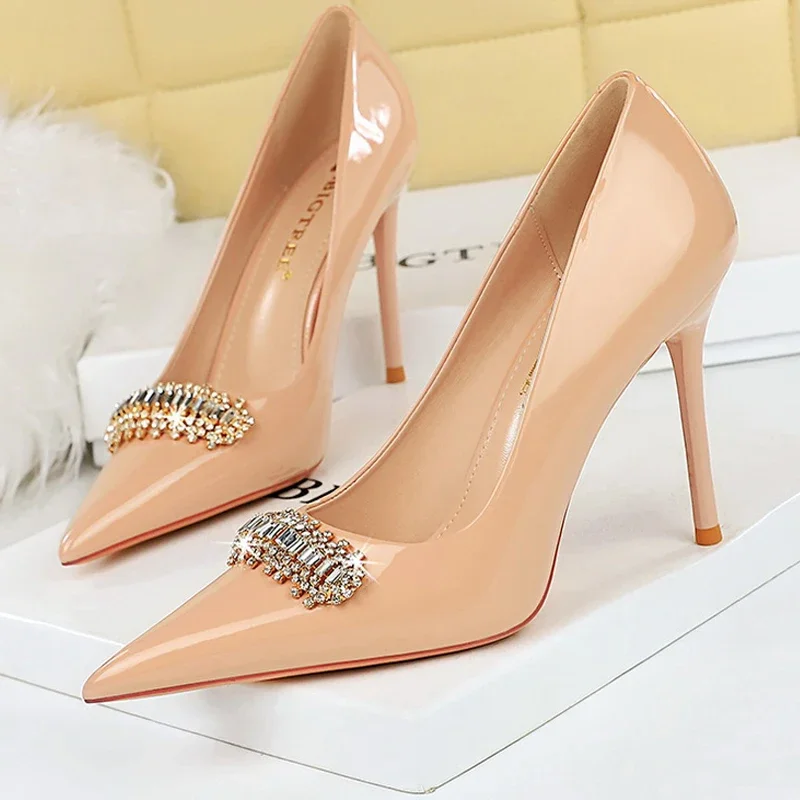 

Women Fetish 9.5cm High Heels Nude Pumps Wedding Bridal Stiletto Sexy Royal Blue Leather Heels Lady Scarpins Crystal Party Shoes