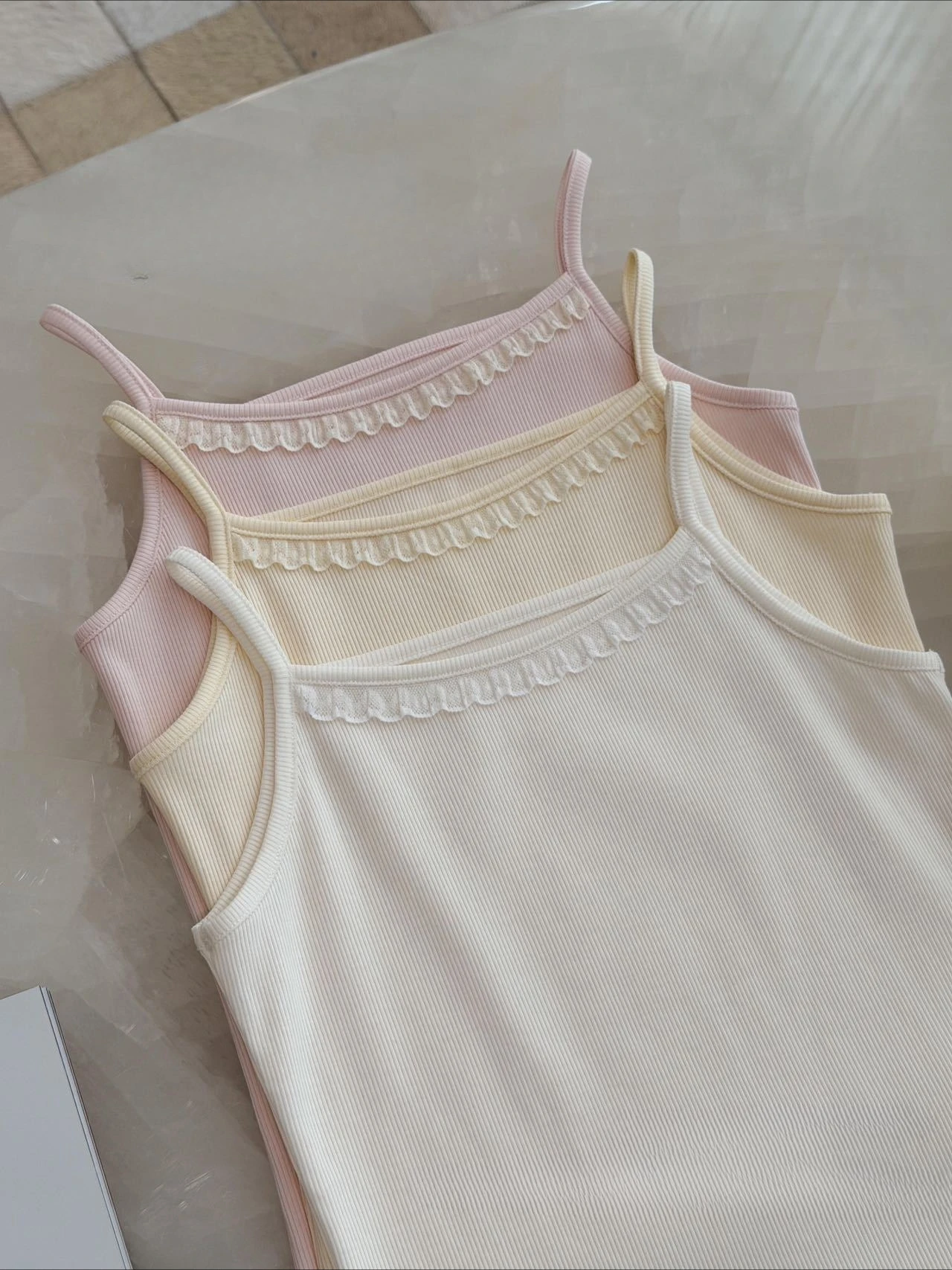 여름 여자아이 홀터넥 탑, 귀여운 레이스 라이오셀 시원한 베이비 조끼, 봄철 얇..