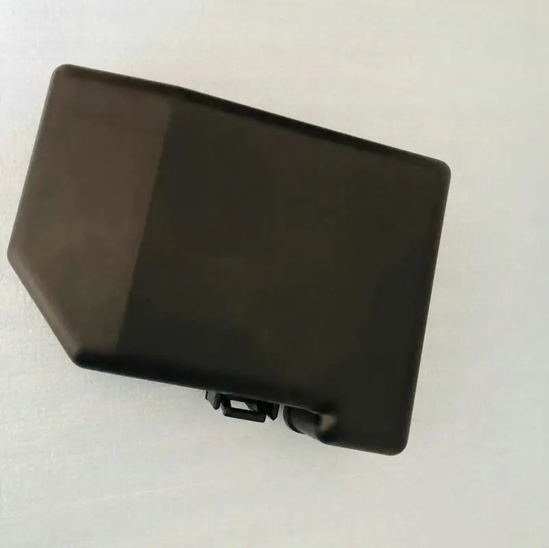 Relay box cover Fuse box cover 36717-63J00 for Suzuki Swift 2006-2013