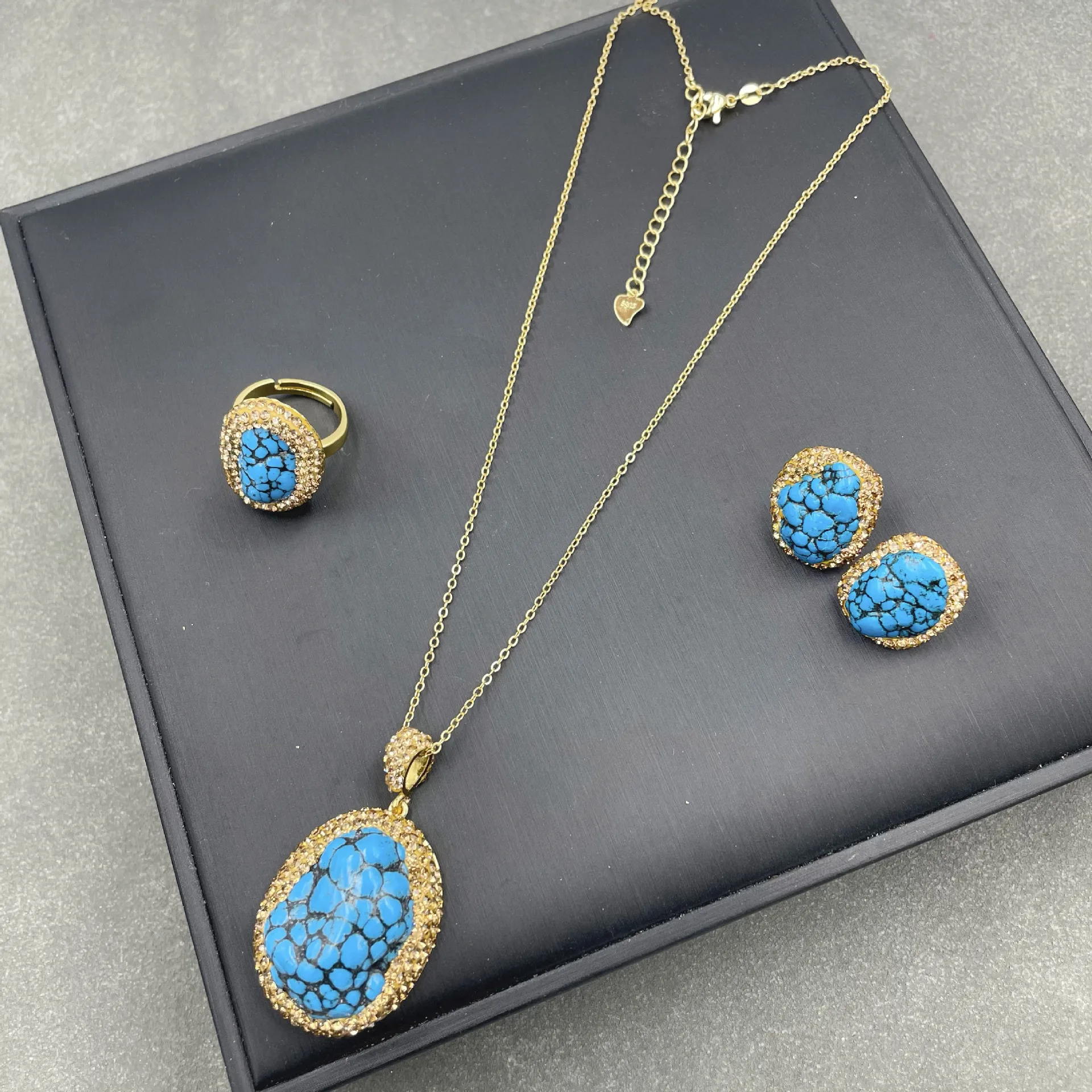 

Natural Turquoise Stone Necklace Earring Set for Women Fashion Gemstone Pendant Necklaces Round Stud Earrings Ring Yoga Jewelry