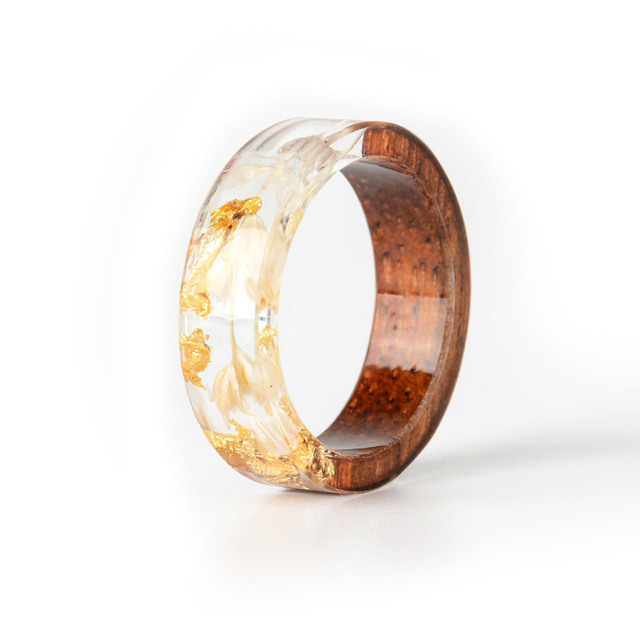 Hot Sale Handmade Wood Resin Ring Dried Flowers Plants Inside Jewelry Resin Ring Transparent Anniversary Ring for Women