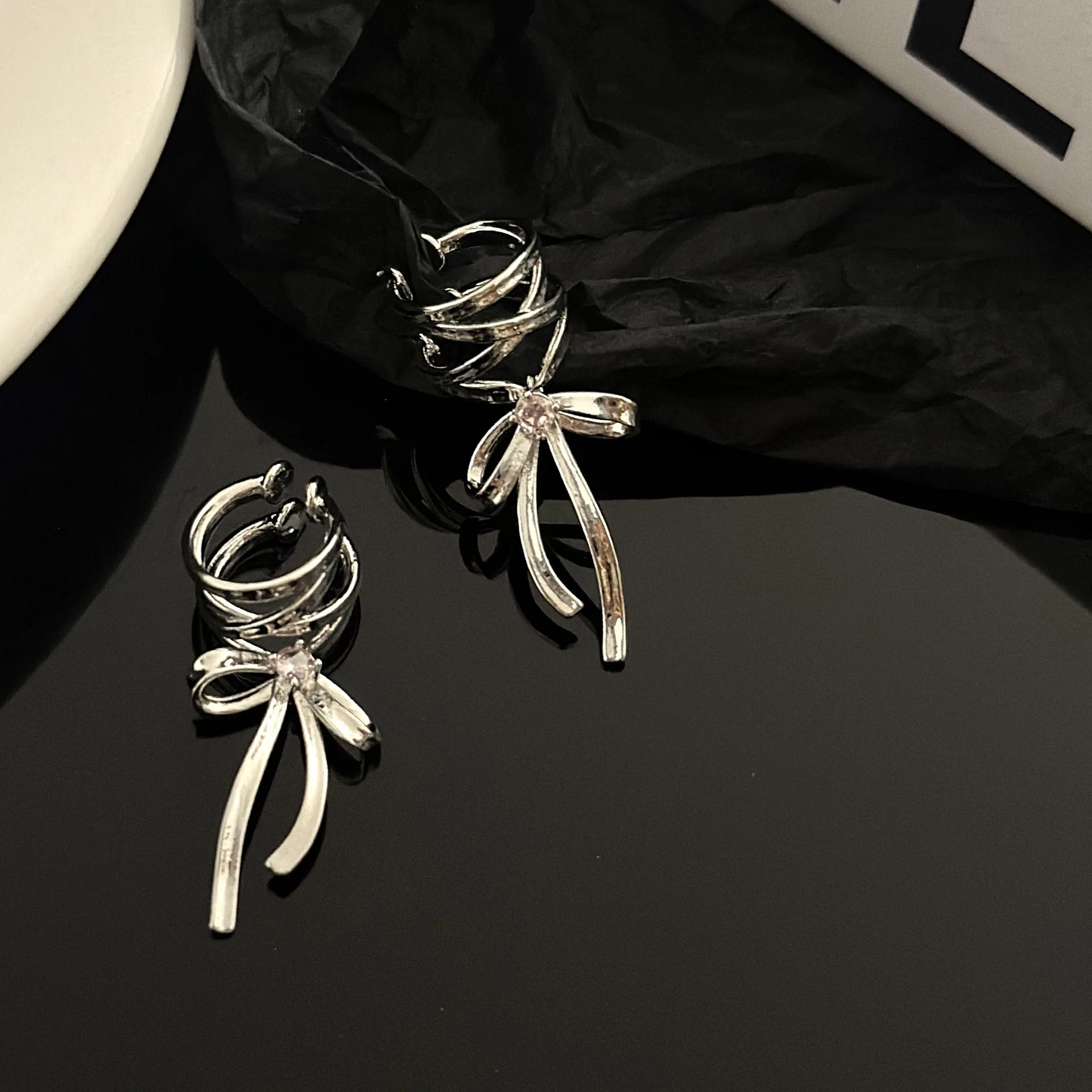 Girls New Ribbon Aesthetics Ear Clips Ballet Style Ribbon Bow-knot Ear Cuff Women Korean Fashion Kpop Earring Jewelry