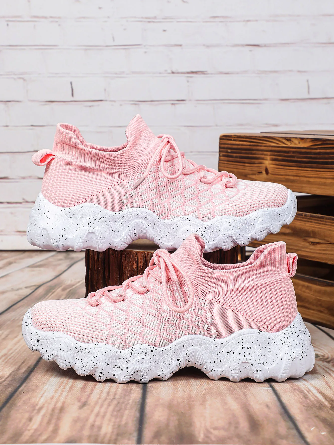 VEAMORS Lightweight Sneakers - Style 18