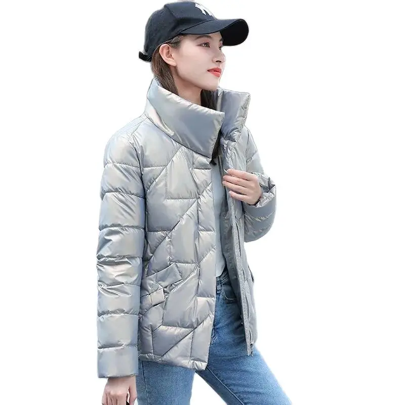 

2023 Глянцевая пуховая куртка, хлопковое пальто, женские стеганые парки, Короткие ветрозащитные непромокаемые бриллиантовые женские свободные пальто