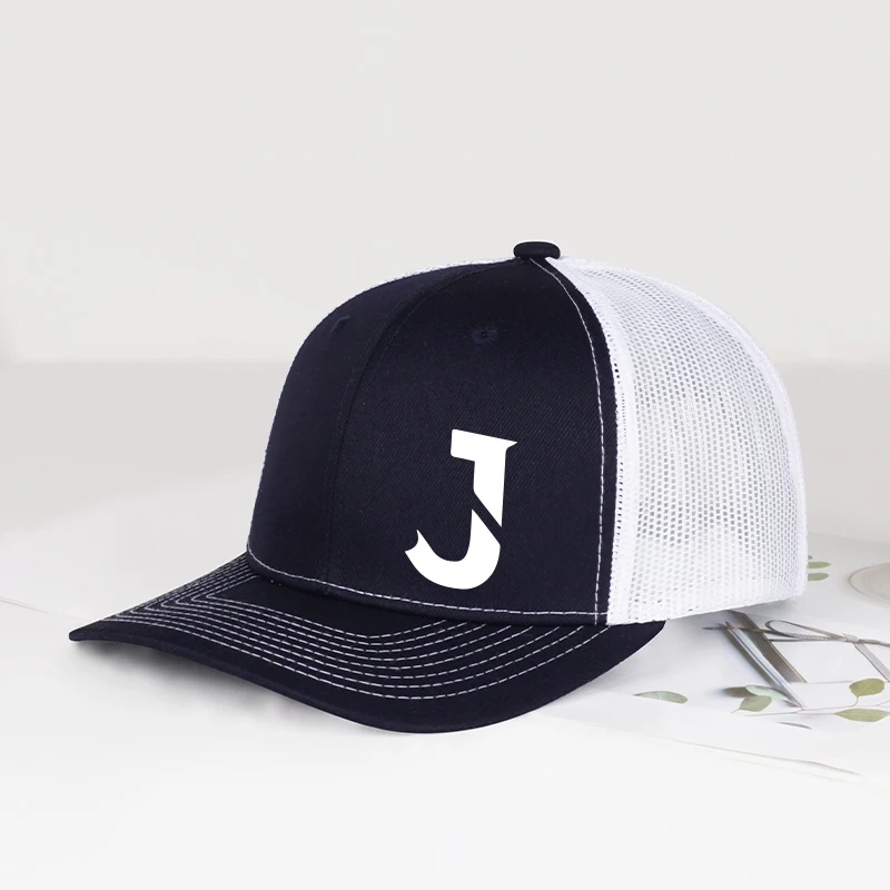 창의적인 “J” 프린트 트러커 캡 ? 봄/여름 캐주얼 모자, 가볍고 통기성이 좋으며 조절 가능한 선햇, 패션 액세서리