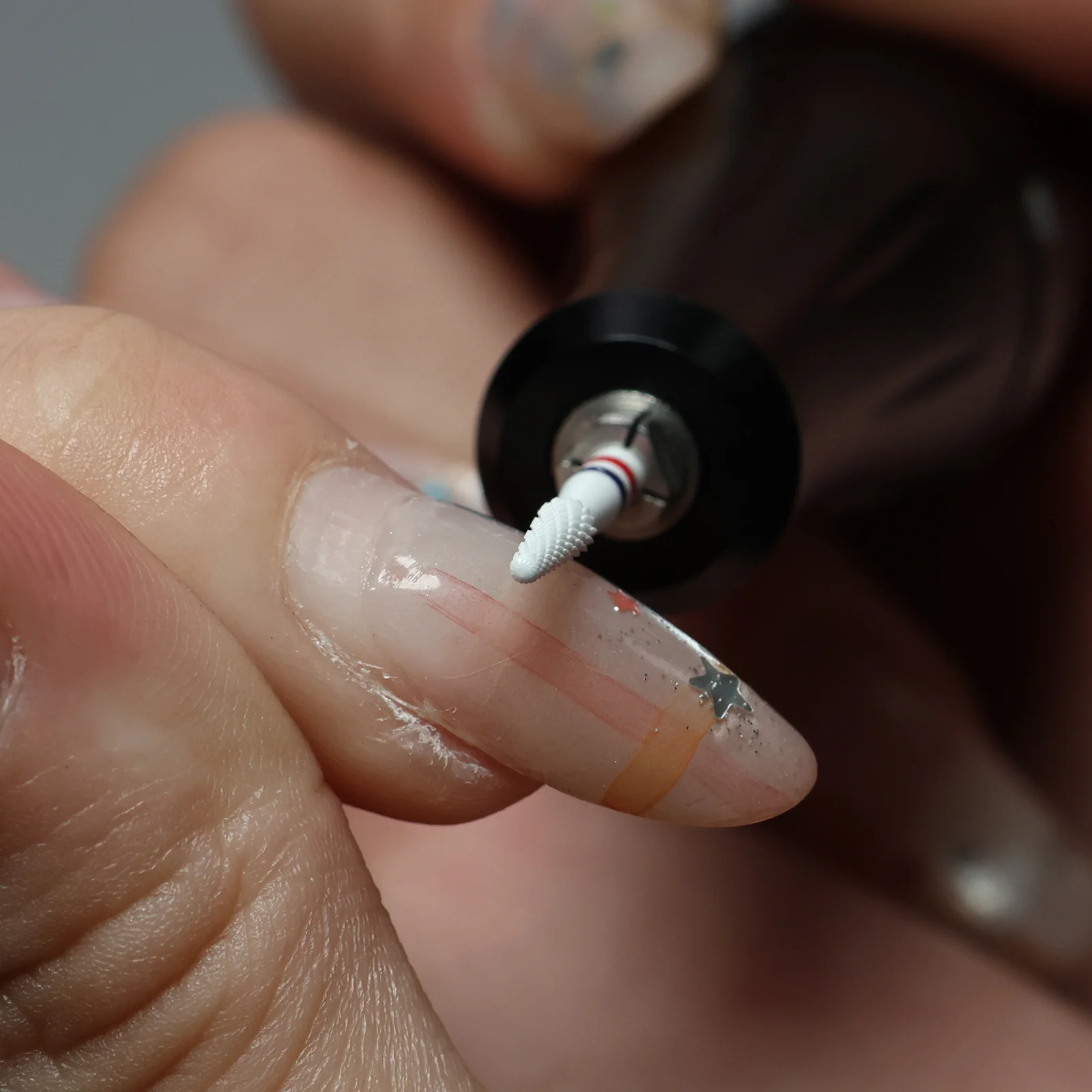 HYTOOS 1.5/2mm 콘형 화이트 복합 세라믹 네일 드릴 비트 고경도 프로 E-파일 비트 (큐티클 클린, 젤 제거 도구용)